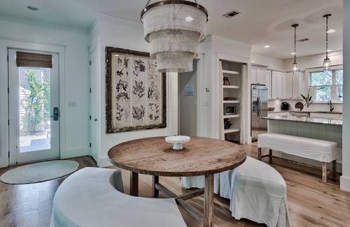 Seagrove Beach House | PRIVATE POOL, SPA, FIRE PIT, CARRIAGE HOUSE, JUST STEPS TO BEACH AND SEASIDE!