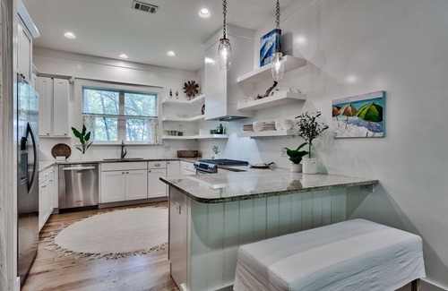 Seagrove Beach House | PRIVATE POOL, SPA, FIRE PIT, CARRIAGE HOUSE, JUST STEPS TO BEACH AND SEASIDE!