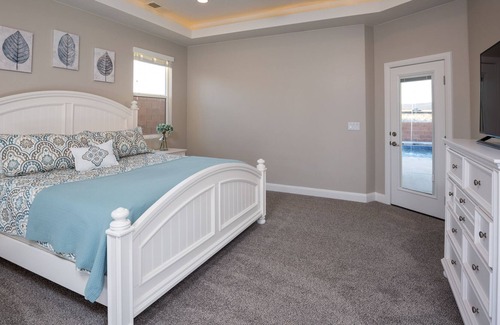 Hurricane House | Private Pool/Spa, 2 Mstr Bedrm, B-Ball, Bocce & Putting Green,4 Bed & 4 Bath!