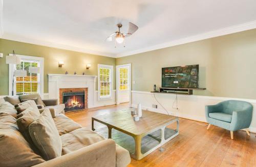 Conyers House | Private Pool Spacious 5BR Family-Friendly Home