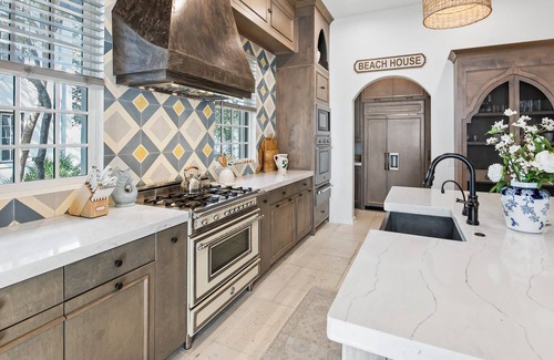 Rosemary Beach House | Private Pool! 7 Adult Bikes! Prime Rosemary Beach Location! Carriage House!