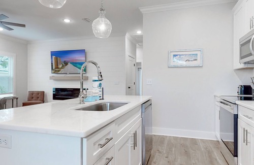 Riviera Beach House | Private Pool, Tanning Ledge/Pet-Friendly/Golf Cart Friendly/FLPCB8