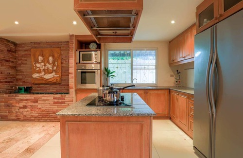 Na Kluea House | private pool villa near by the beach