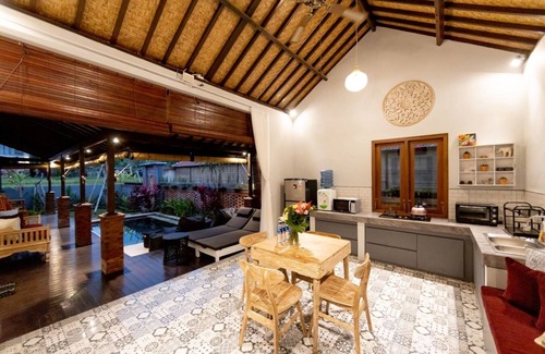 Ubud House | Private Pool Villa near to the Ubud centre