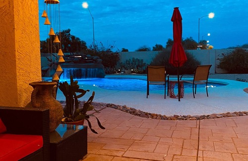 Westbrook Village House | 🌴Private Pool with Grotto~Golf Courses~Spacious Yard~Pet Friendly~Restaurants🌴