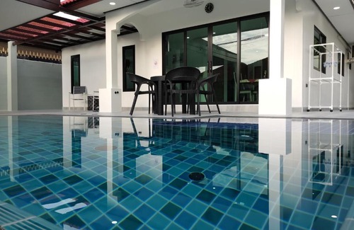 South Pattaya Villa | Private Pool With Jacuzzi Kids Pool Royal Park