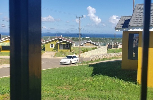 Falmouth House | Private, quiet and scenic.