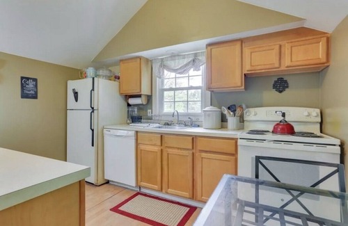 Milanville Other | Private, Quaint 1870 Farmhouse