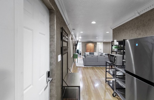 Draper House | Private Quiet Basement Apartment+Gym