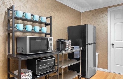 Draper House | Private Quiet Basement Apartment+Gym