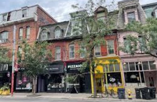 King West Village Resort | Private room ∙ 2 guests