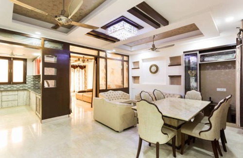 Delhi Resort | Private room ∙ 4 guests