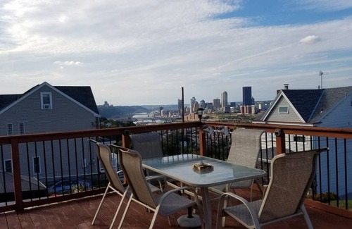 South Side Slopes Resort | Private room ∙ 3 guests