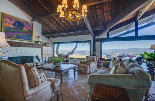 Santa Barbara House | Private Ranch Retreat - INCREDIBLE view - Infiniti edge pool!
