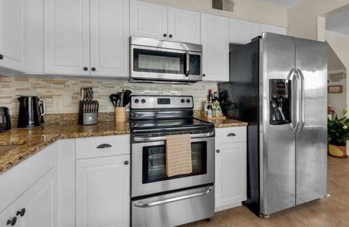 Northeast Pensacola House | Private-Relaxing, Pool, Dwntwn PNS & Beaches