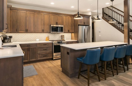 Cle Elum House | Private retreat in Suncadia! Game Room*Hot Tub*Fire Pit