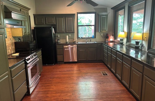 Gilmer House | Private retreat with 30 acre fishing lake