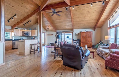 Driggs House | Private Retreat with Expansive Teton Views