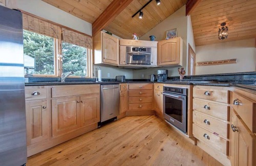 Driggs House | Private Retreat with Expansive Teton Views