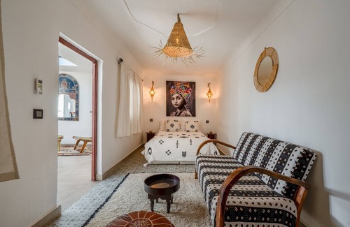 Bab Taghzout House | PRIVATE RIAD DAR TOURIA