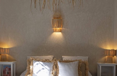 Mechouar-Kasbah House | Private Riad, pool, staff, and roof in Marrakech Kasbah, secure area.
