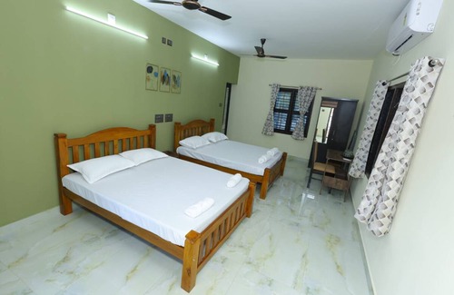 Adyar Resort | Private room ∙ 4 guests