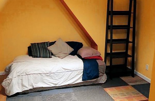 Southeastern Sacramento Resort | Private room ∙ 1 guest