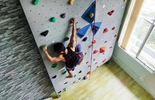 Bayan Lepas Apartment | Private Rock Climb at The CEO Penang