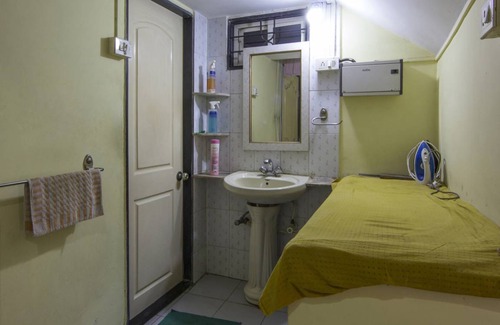 Kothrud Resort | Private room ∙ 4 guests
