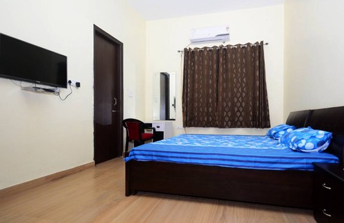 Faridabad Resort | Private room ∙ 2 guests