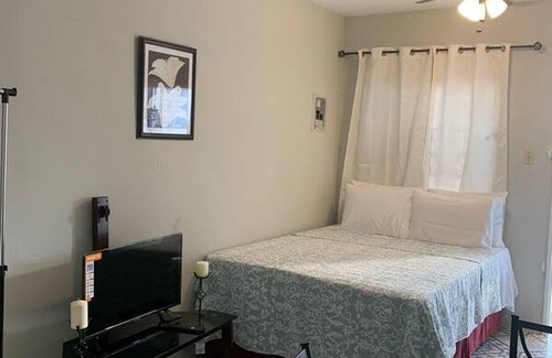 Montego Bay Resort | Private room ∙ 4 guests