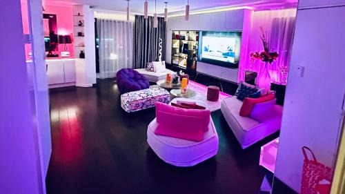 La Celle-sous-Gouzon Apartment | Private Rooftop Jacuzzi