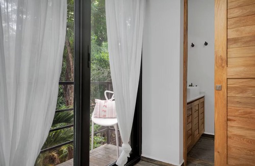 Ek Balam Village House | Private Rooftop Pool | Tulum Getaway * Peaceful Neighborhood | Central Location