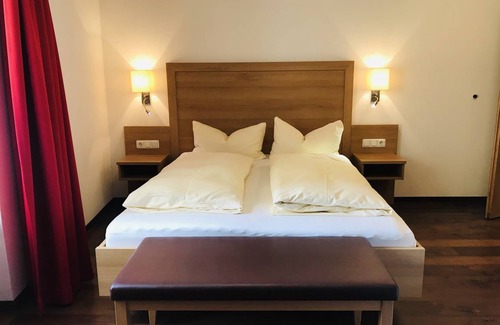 Harburg Resort | Private room ∙ 1 bedroom ∙ 2 guests