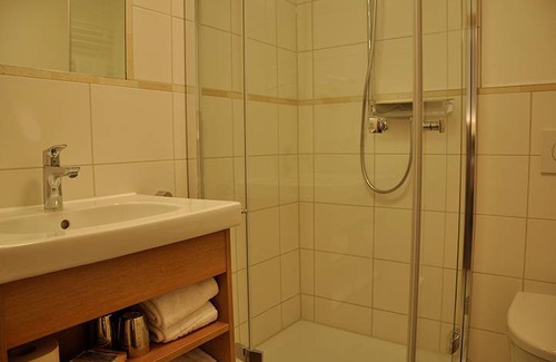Harburg Resort | Private room ∙ 1 bedroom ∙ 2 guests