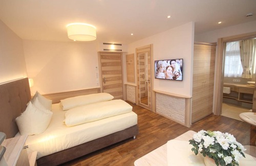Waldshut-Tiengen Resort | Private room ∙ 1 bedroom ∙ 2 guests