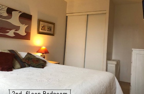 North York Resort | Private room ∙ 1 guest