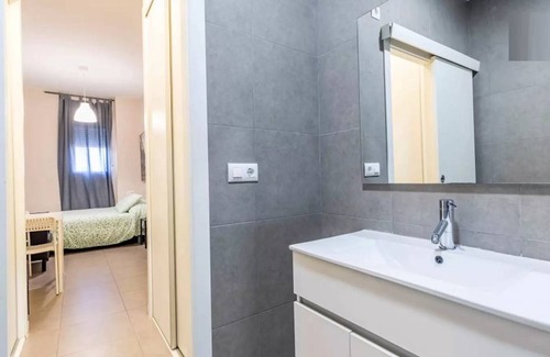 La Gran Via Resort | Private room ∙ 1 bedroom ∙ 2 guests