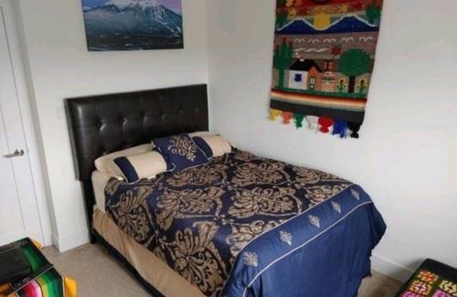 Southwest Edmonton Resort | Private room ∙ 1 guest