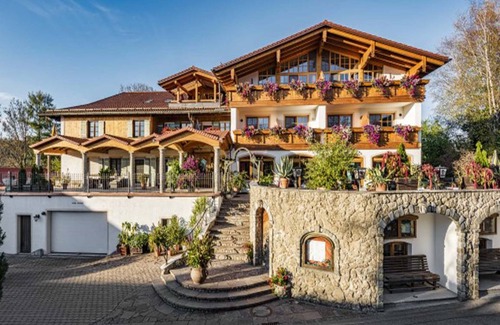 Bad Endorf Resort | Private room ∙ 1 guest