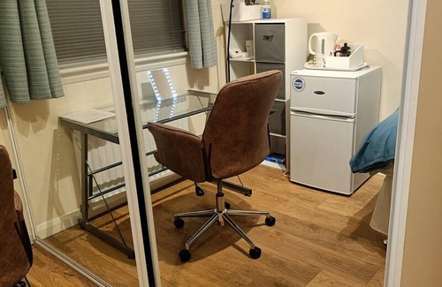 Glasgow Resort | Private room ∙ 1 guest