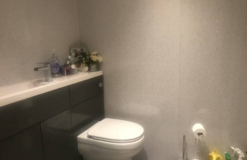 Manchester Resort | Private room ∙ 1 guest