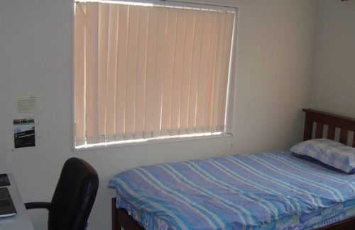 Flat Bush Resort | Private room ∙ 1 guest