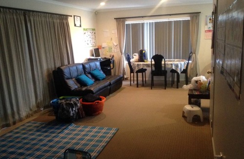 Flat Bush Resort | Private room ∙ 1 guest