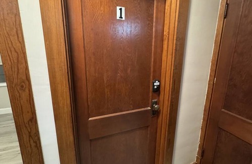 Aliquippa Resort | Private room ∙ 1 guest