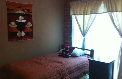 Pomasqui Resort | Private room ∙ 1 guest