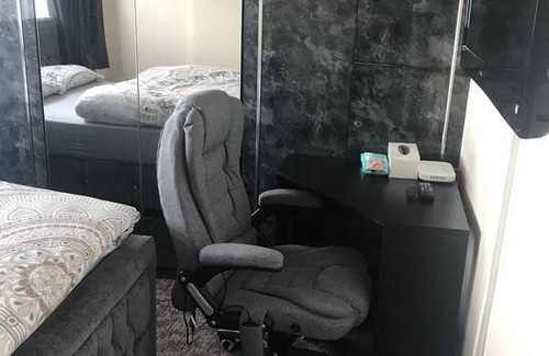 Lady Margaret Resort | Private room ∙ 1 guest