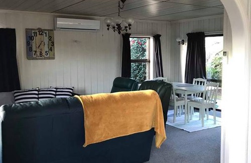 Dinsdale Resort | Private room ∙ 1 guest