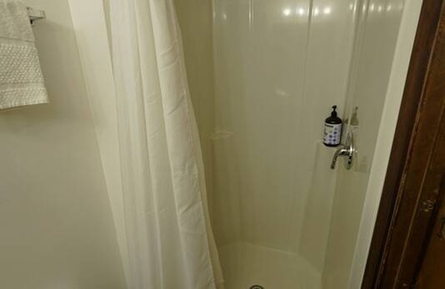 Costigan Resort | Private room ∙ 1 guest
