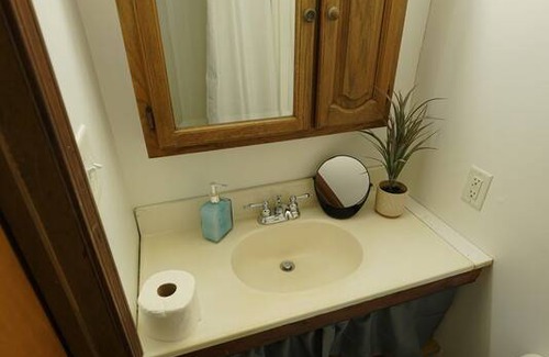 Costigan Resort | Private room ∙ 1 guest